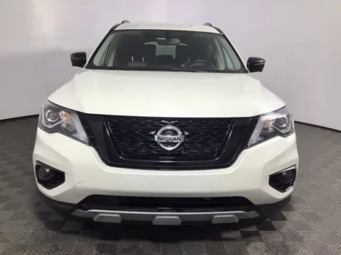 More photos of 2020 Nissan Pathfinder SL at Don Wood Ford Lincoln, OH