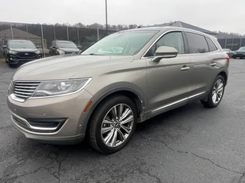 Another view of 2016 Lincoln MKX Reserve for sale in Athens, OH at Don Wood Ford Lincoln