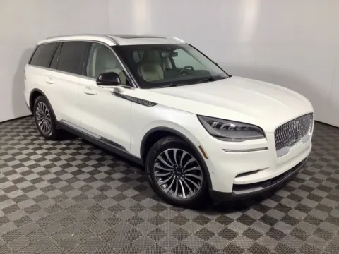 More photos of 2023 Lincoln Aviator Reserve at Don Wood Ford Lincoln, OH