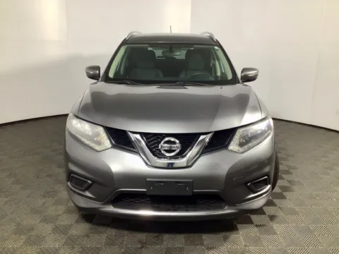 More photos of 2015 Nissan Rogue SV at Don Wood Ford Lincoln, OH