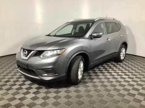 More photos of 2015 Nissan Rogue SV at Don Wood Ford Lincoln, OH