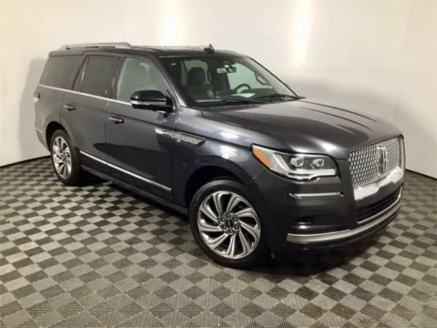 More photos of 2023 Lincoln Navigator Reserve at Don Wood Ford Lincoln, OH