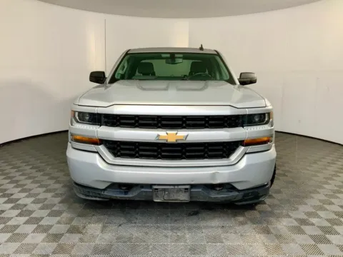 More photos of 2018 Chevrolet Silverado 1500 Custom at Don Wood Ford Lincoln, OH