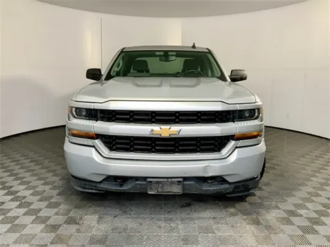 More photos of 2018 Chevrolet Silverado 1500 Custom at Don Wood Ford Lincoln, OH