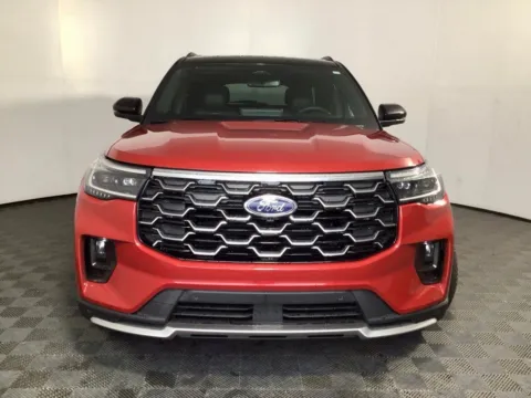 More photos of 2026 Ford Explorer Platinum at Don Wood Ford Lincoln, OH