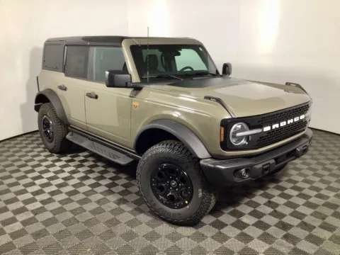 More photos of 2025 Ford Bronco Badlands at Don Wood Ford Lincoln, OH