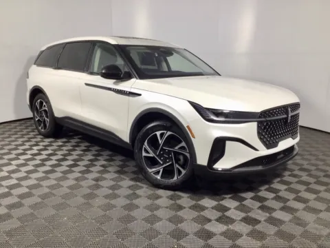 White 2026 Lincoln Nautilus Premiere for sale in Athens, OH