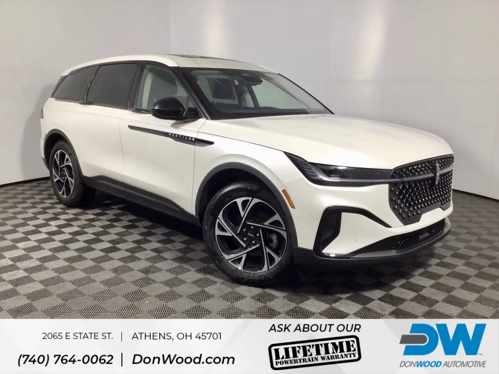 White 2026 Lincoln Nautilus Premiere for sale in Athens, OH