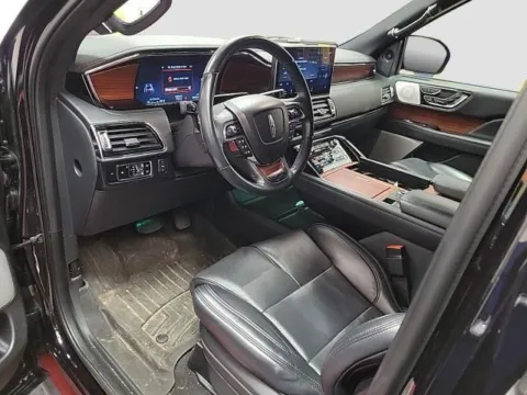 More photos of 2024 Lincoln Navigator Reserve at Don Wood Ford Lincoln, OH