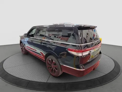 Another view of 2024 Lincoln Navigator Reserve for sale in Athens, OH at Don Wood Ford Lincoln