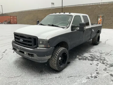 More photos of 2003 Ford F-250SD XL at Don Wood Ford Lincoln, OH