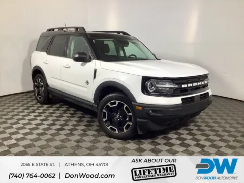 White 2023 Ford Bronco Sport Outer Banks for sale in Athens, OH
