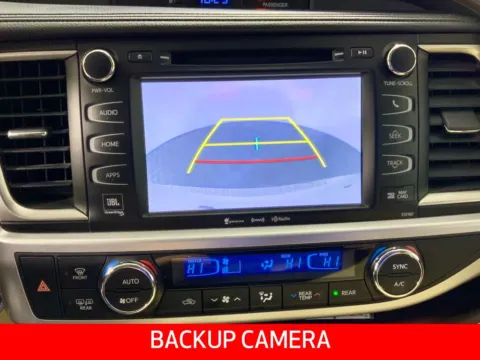 More photos of 2016 Toyota Highlander Hybrid Limited Platinum at Don Wood Ford Lincoln, OH