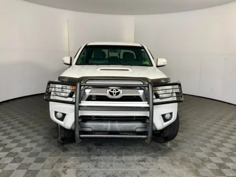 More photos of 2014 Toyota Tacoma at Don Wood Ford Lincoln, OH