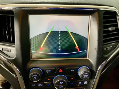 More photos of 2015 Jeep Grand Cherokee Overland at Don Wood Ford Lincoln, OH