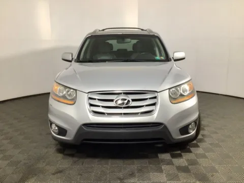 More photos of 2010 Hyundai Santa Fe Limited at Don Wood Ford Lincoln, OH