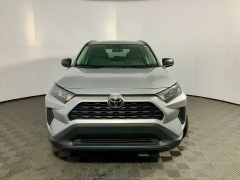 More photos of 2021 Toyota RAV4 LE at Don Wood Ford Lincoln, OH