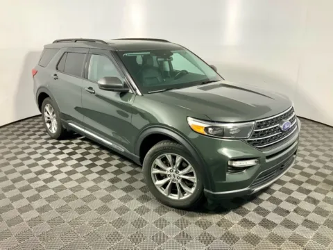 More photos of 2023 Ford Explorer XLT at Don Wood Ford Lincoln, OH