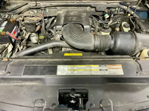 More photos of 2001 Ford F-150 XLT at Don Wood Ford Lincoln, OH