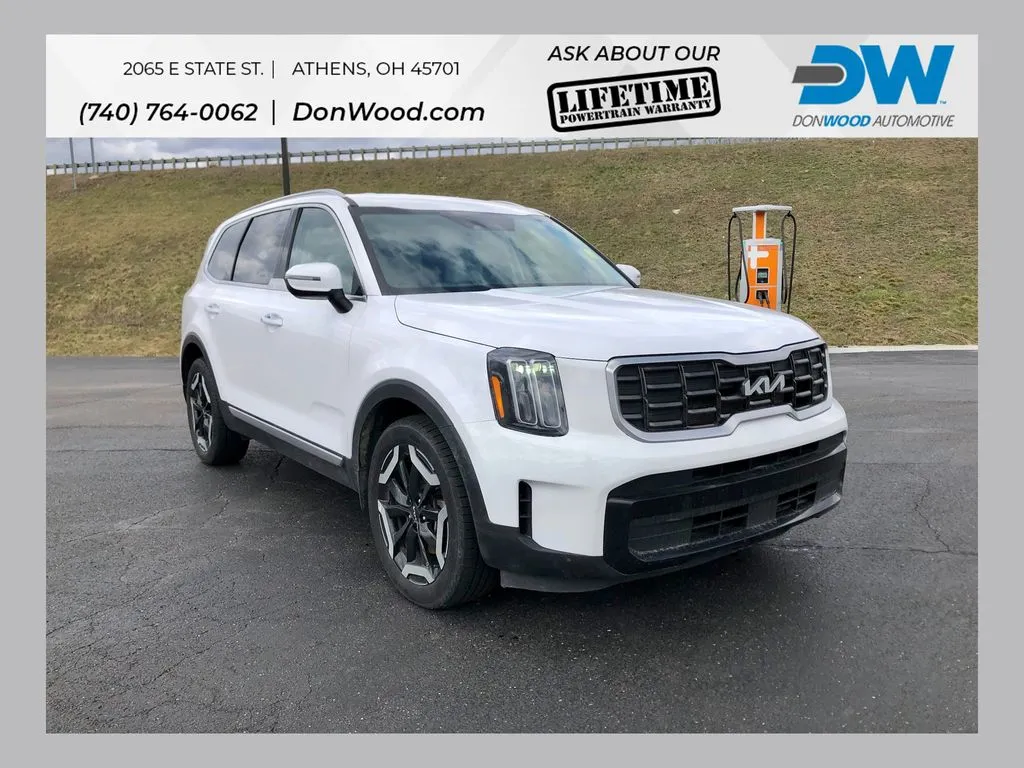 White 2023 Kia Telluride S for sale in Athens, OH