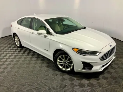 More photos of 2019 Ford Fusion Hybrid SEL at Don Wood Ford Lincoln, OH