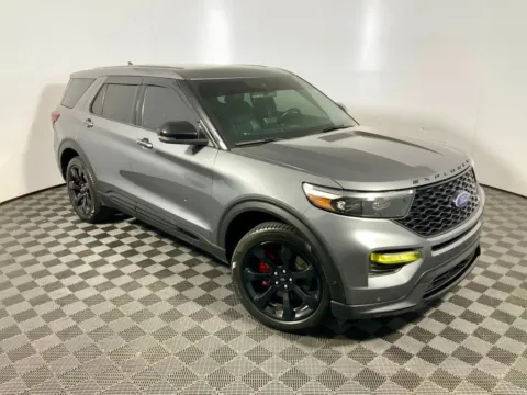 More photos of 2021 Ford Explorer ST at Don Wood Ford Lincoln, OH