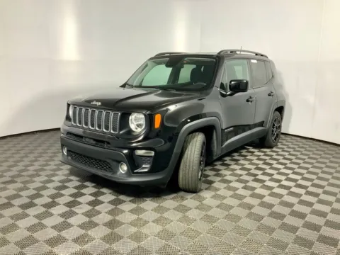More photos of 2021 Jeep Renegade Latitude at Don Wood Ford Lincoln, OH