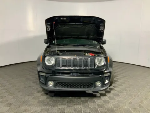 More photos of 2021 Jeep Renegade Latitude at Don Wood Ford Lincoln, OH