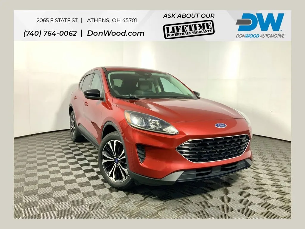 Red 2021 Ford Escape SE for sale in Athens, OH