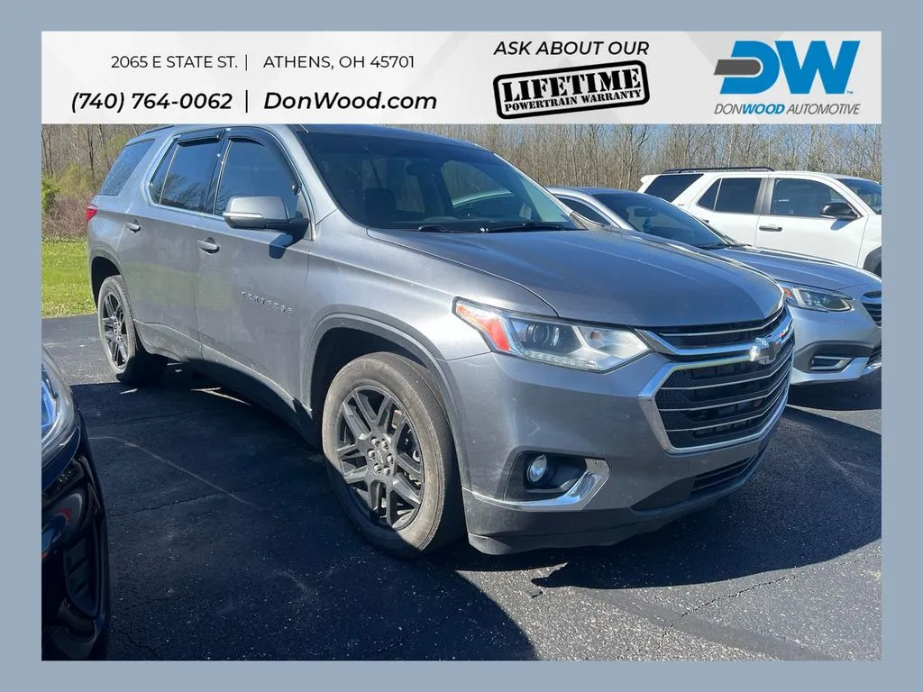 Unknown 2021 Chevrolet Traverse LT Leather for sale in Athens, OH
