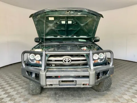 More photos of 2009 Toyota Tacoma at Don Wood Ford Lincoln, OH