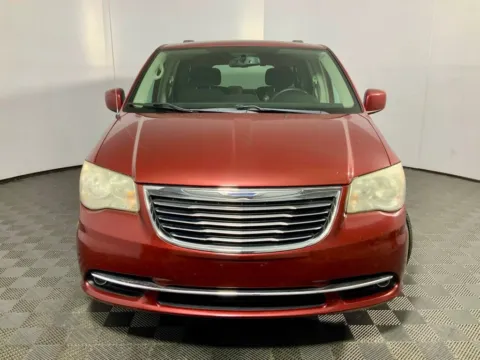 More photos of 2014 Chrysler Town & Country Touring at Don Wood Ford Lincoln, OH