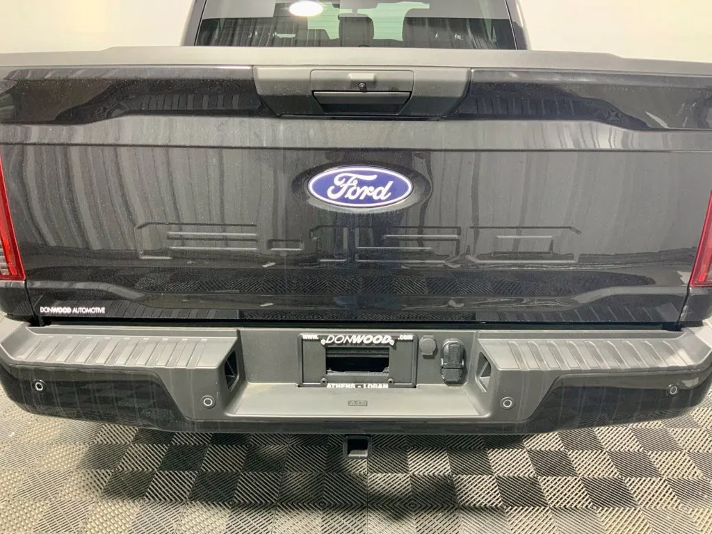 Ford F-150 photo 28