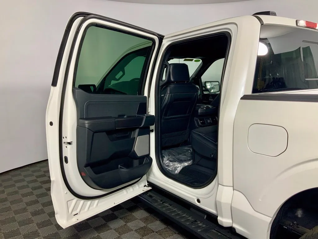 Ford F-150 photo 28