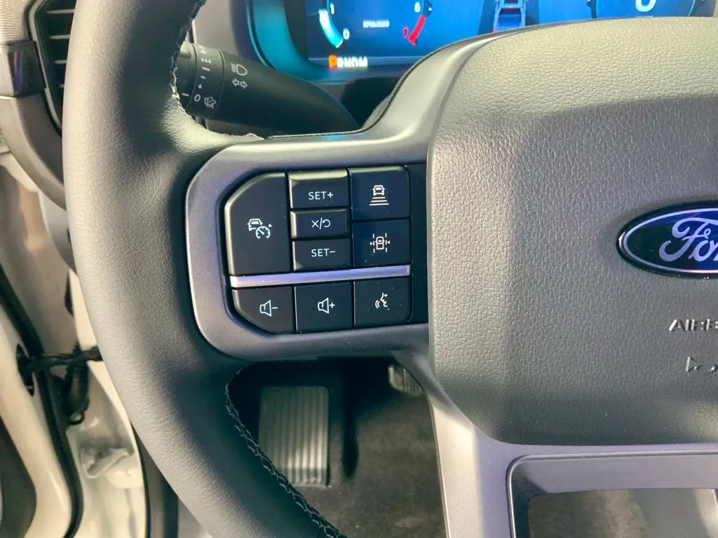 Ford F-150 photo 25