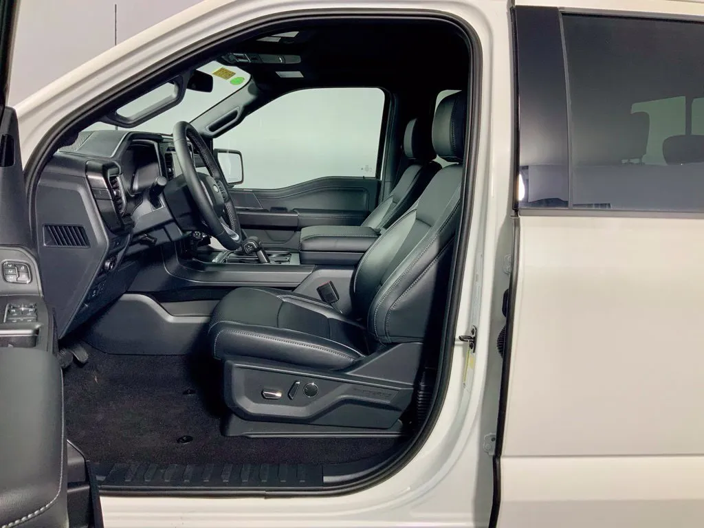 Ford F-150 photo 19