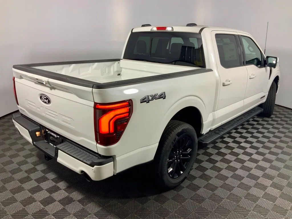 Ford F-150 photo 17