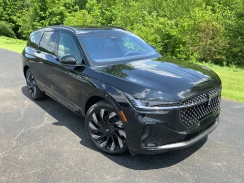 Another view of 2026 Lincoln Nautilus Reserve for sale in Athens, OH at Don Wood Ford Lincoln