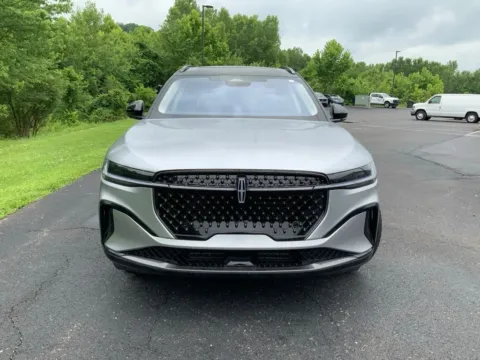 More photos of 2026 Lincoln Nautilus Reserve at Don Wood Ford Lincoln, OH