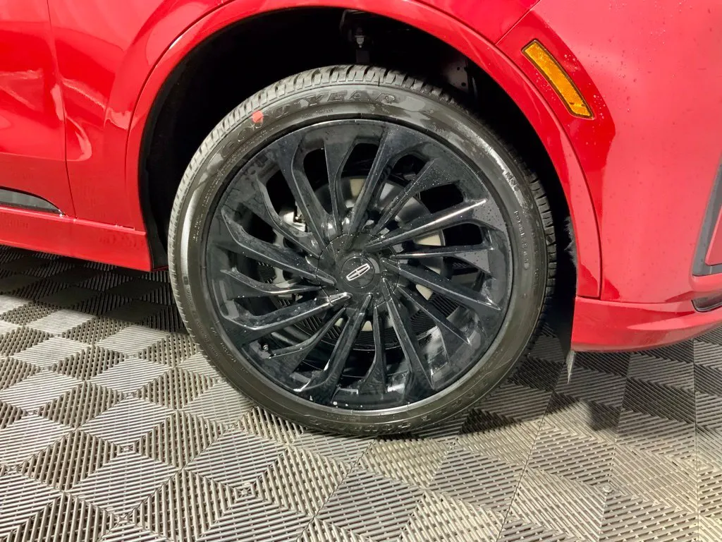 Lincoln Aviator photo 34