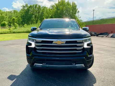 More photos of 2024 Chevrolet Silverado 1500 High Country at Don Wood Ford Lincoln, OH