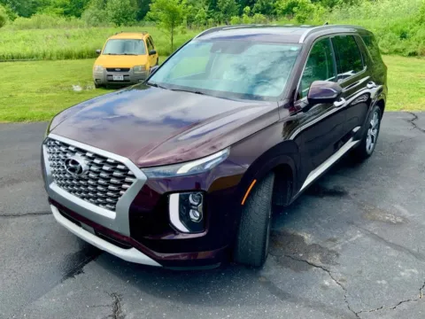 More photos of 2021 Hyundai Palisade Limited at Don Wood Ford Lincoln, OH