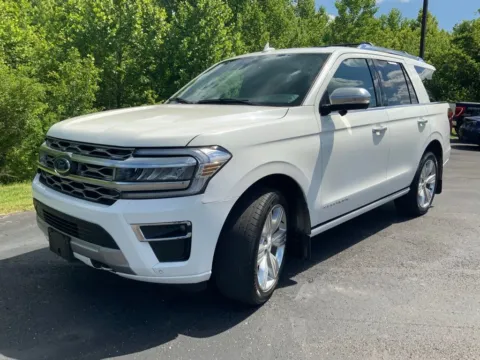 More photos of 2023 Ford Expedition Platinum at Don Wood Ford Lincoln, OH