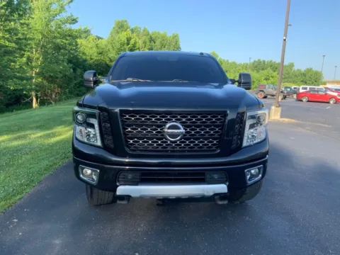 More photos of 2017 Nissan Titan XD PRO-4X at Don Wood Ford Lincoln, OH