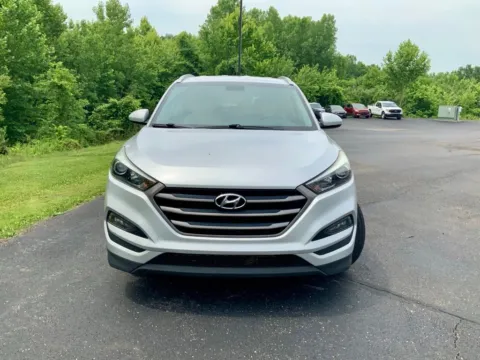 Another view of 2016 Hyundai Tucson SE for sale in Athens, OH at Don Wood Ford Lincoln