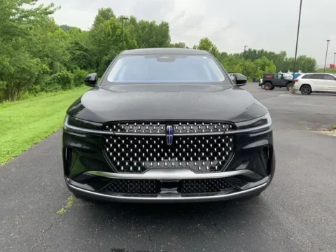 More photos of 2026 Lincoln Nautilus Premiere at Don Wood Ford Lincoln, OH