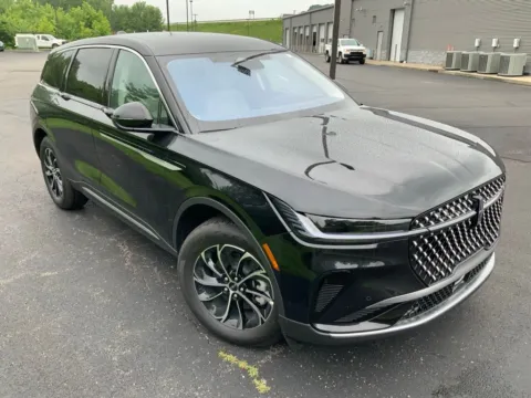 More photos of 2026 Lincoln Nautilus Premiere at Don Wood Ford Lincoln, OH