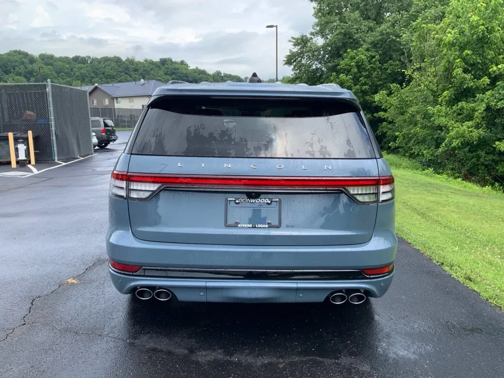 Lincoln Aviator photo 9
