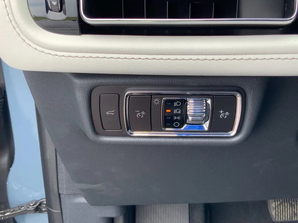 Lincoln Aviator photo 17