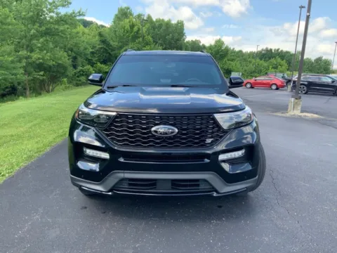 More photos of 2023 Ford Explorer ST at Don Wood Ford Lincoln, OH